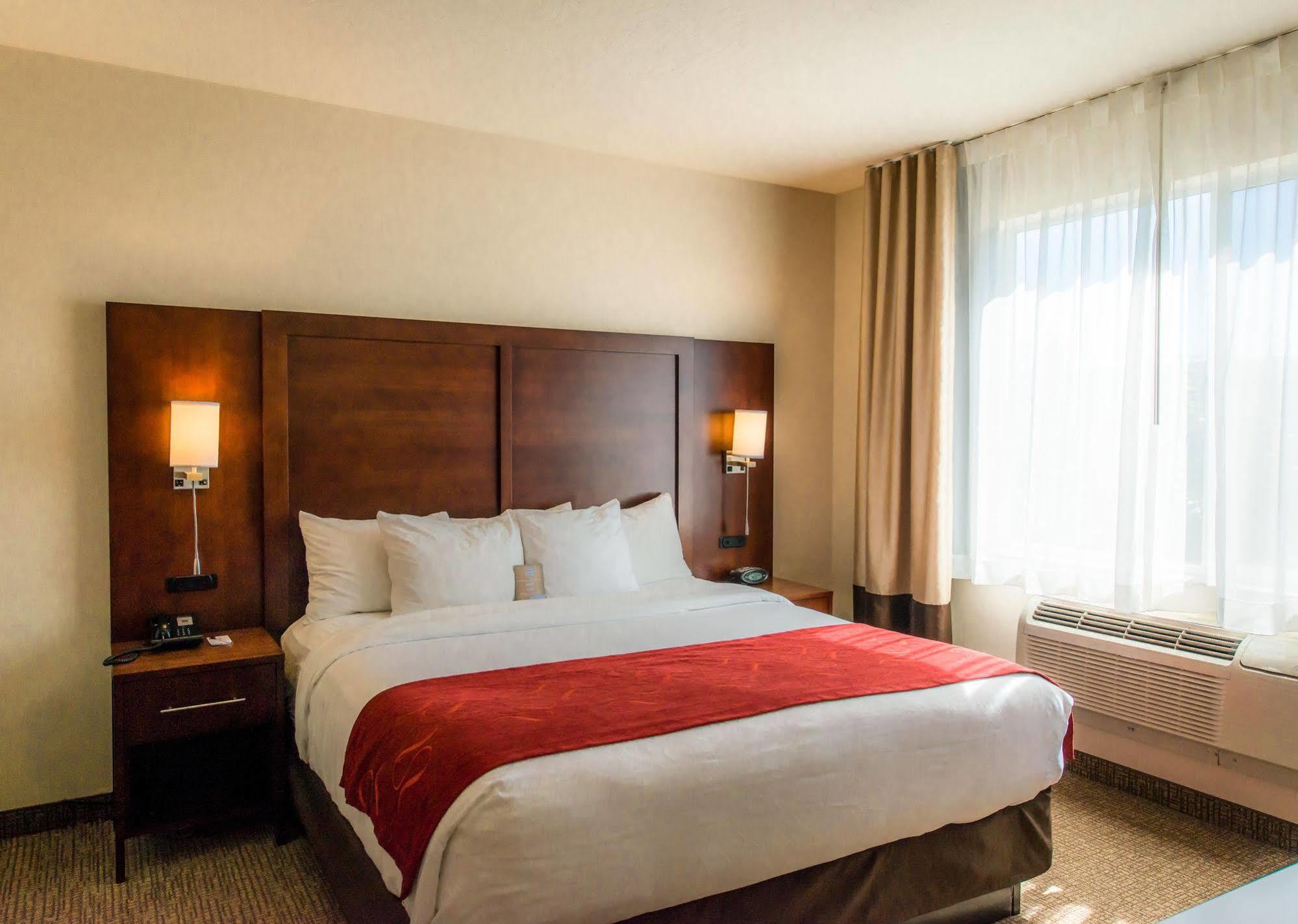 Comfort Suites Springfield-Eugene Eksteriør bilde